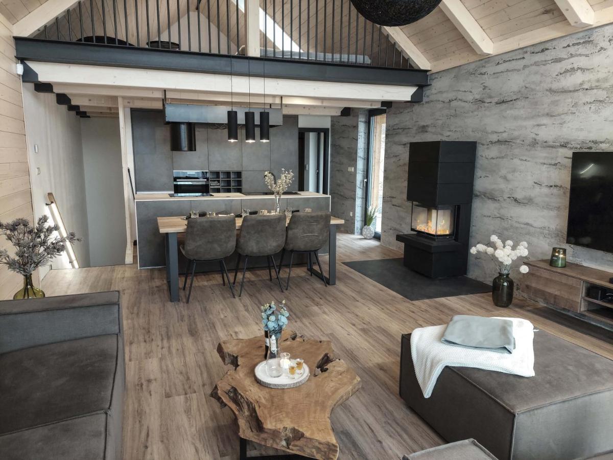 Liptovský Mikuláš Wellness Chalet Venus מראה חיצוני תמונה